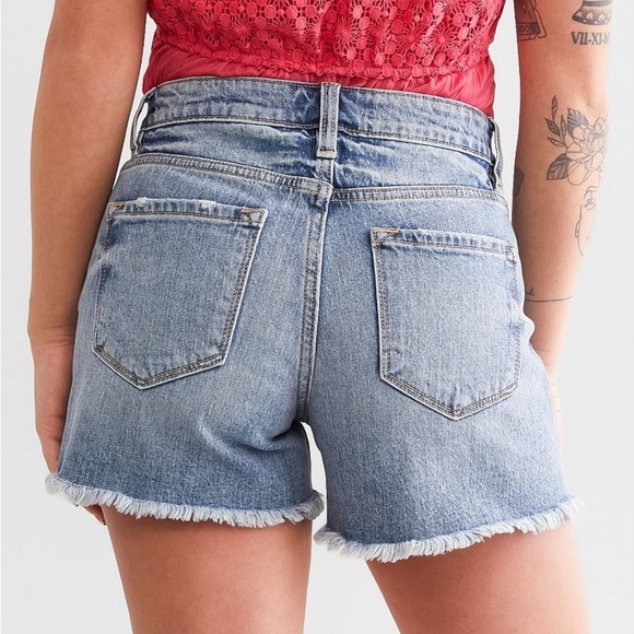 Kancan Curvy Rid-rise Raw Hem Denim Shorts - Picture 2 of 8
